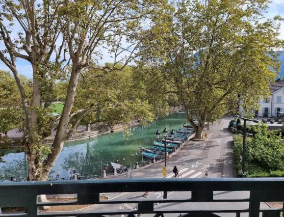 Le Ness - Face Au Pont Des Amours - Majord'Home Annecy Esterno foto